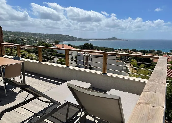 Kalliste Golfe D Ajaccio פורטיסיו