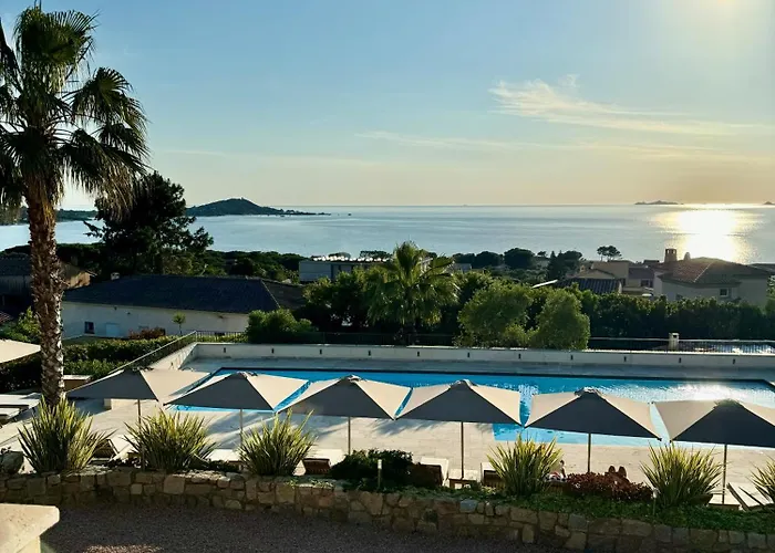 Kalliste Golfe D Ajaccio פורטיסיו